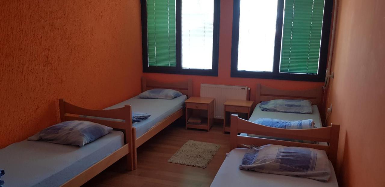 Hostel Av Palanka Εξωτερικό φωτογραφία